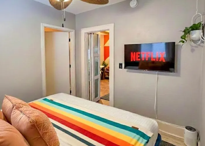 Heartofrockfrd/nexplayground/indoorhottub/gameroom Casa vacanze Rockford