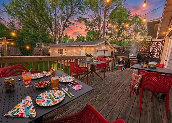 Heartofrockfrd/nexplayground/indoorhottub/gameroom Casa vacanze Rockford