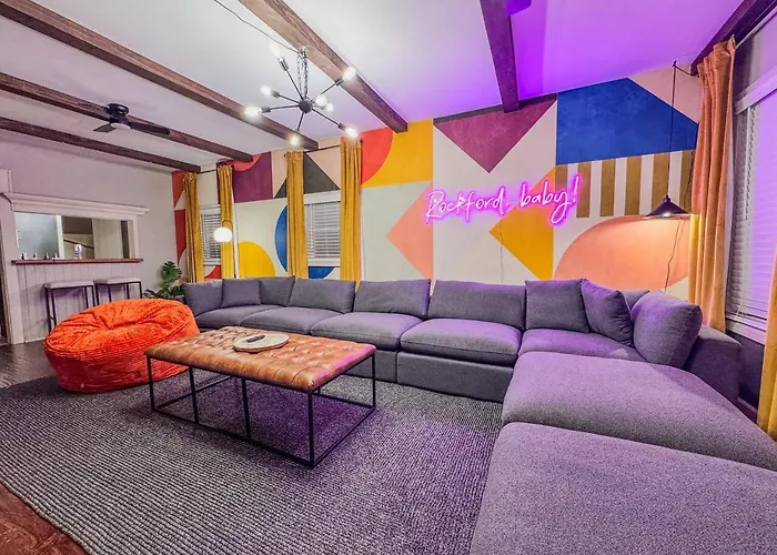 Holiday home Heartofrockfrd Nexplayground Gameroom